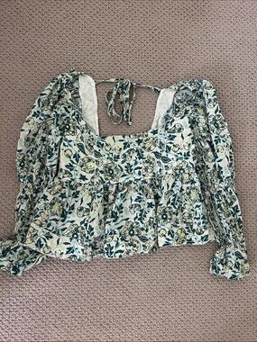 Pilcro Green Motif Long-Sleeve Smocked Statement Sleeve Babydoll Top